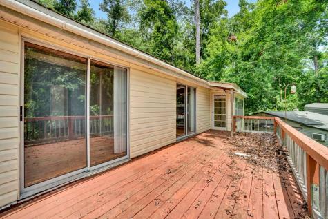 907 Lakeshore Drive Cross Hill SC 29332