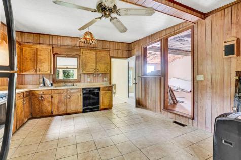 907 Lakeshore Drive Cross Hill SC 29332