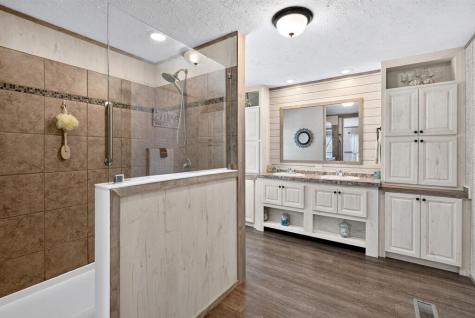 61 Square Grove Road Waterloo SC 29384