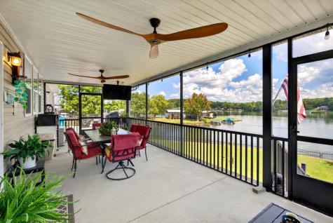 61 Square Grove Road Waterloo SC 29384