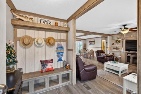 61 Square Grove Road Waterloo SC 29384