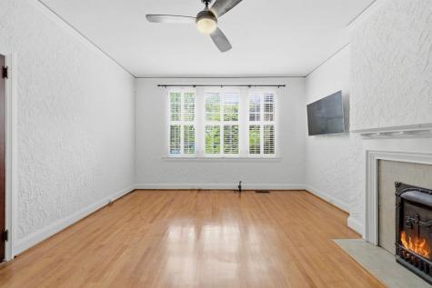 511 E Cambridge Avenue Greenwood SC 29646