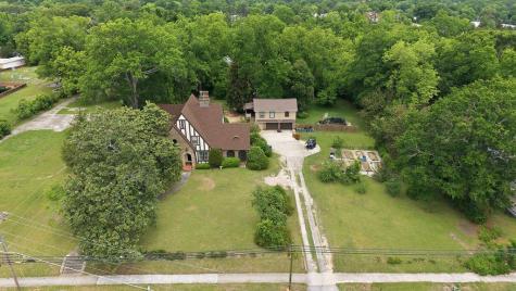 511 E Cambridge Avenue Greenwood SC 29646