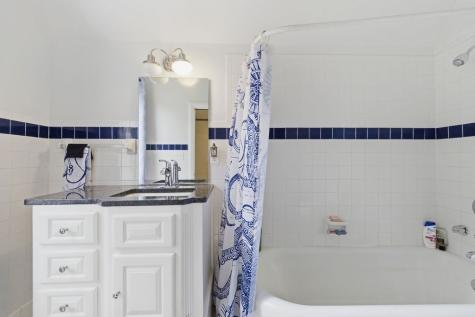 511 E Cambridge Avenue Greenwood SC 29646