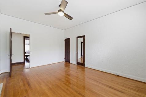 511 E Cambridge Avenue Greenwood SC 29646