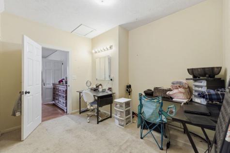 511 E Cambridge Avenue Greenwood SC 29646