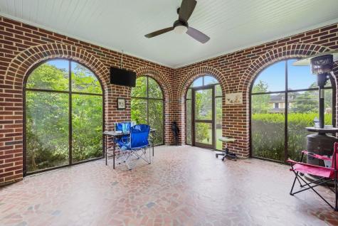 511 E Cambridge Avenue Greenwood SC 29646