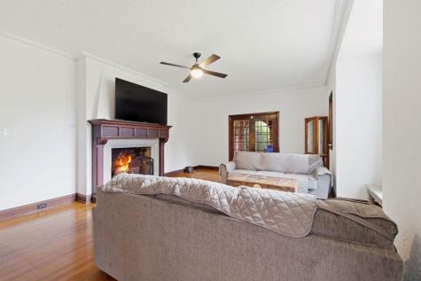 511 E Cambridge Avenue Greenwood SC 29646