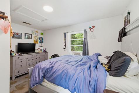 511 E Cambridge Avenue Greenwood SC 29646