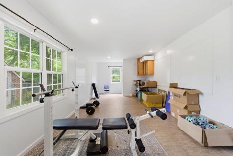 511 E Cambridge Avenue Greenwood SC 29646