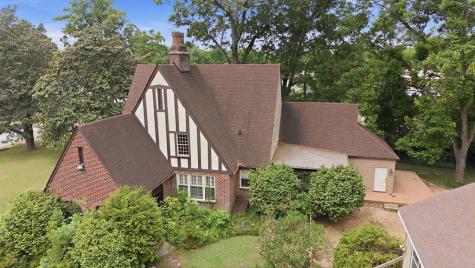 511 E Cambridge Avenue Greenwood SC 29646