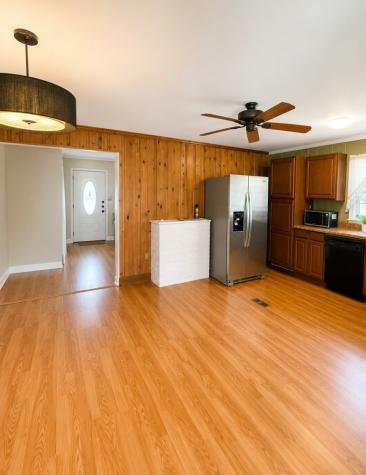 4405 Main Street Hodges SC 29653