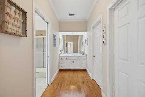 105 Coogans Bluff Hodges SC 29653