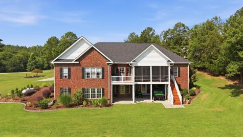 105 Coogans Bluff Hodges SC 29653