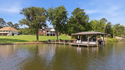 105 Coogans Bluff Hodges SC 29653