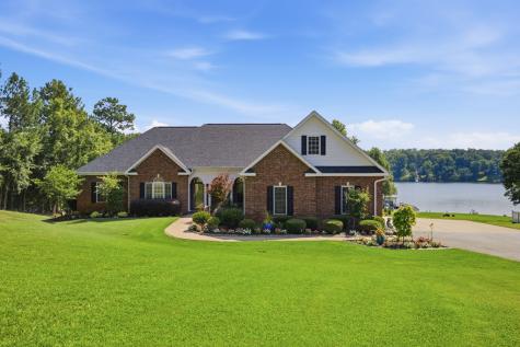 105 Coogans Bluff Hodges SC 29653