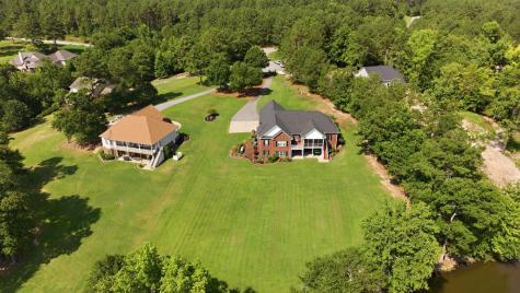 105 Coogans Bluff Hodges SC 29653