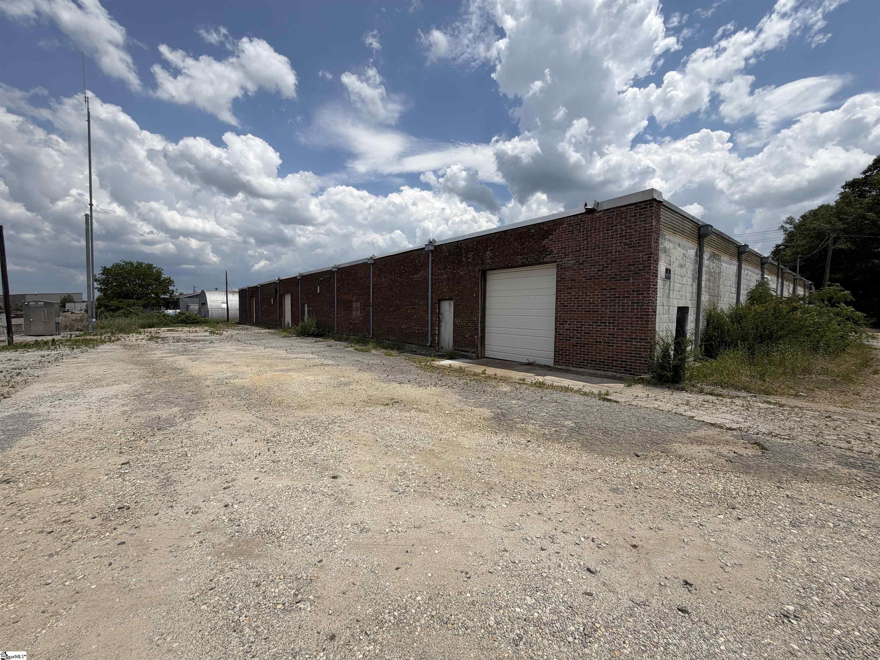 29 E Warehouse Court Taylors SC 29687