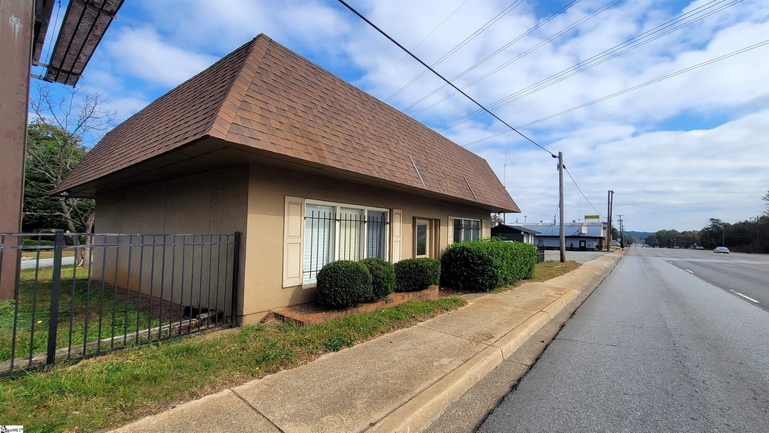 1908 N Pleasantburg Drive Greenville SC 29609