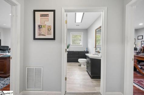 308 W Stone Avenue Greenville SC 29609
