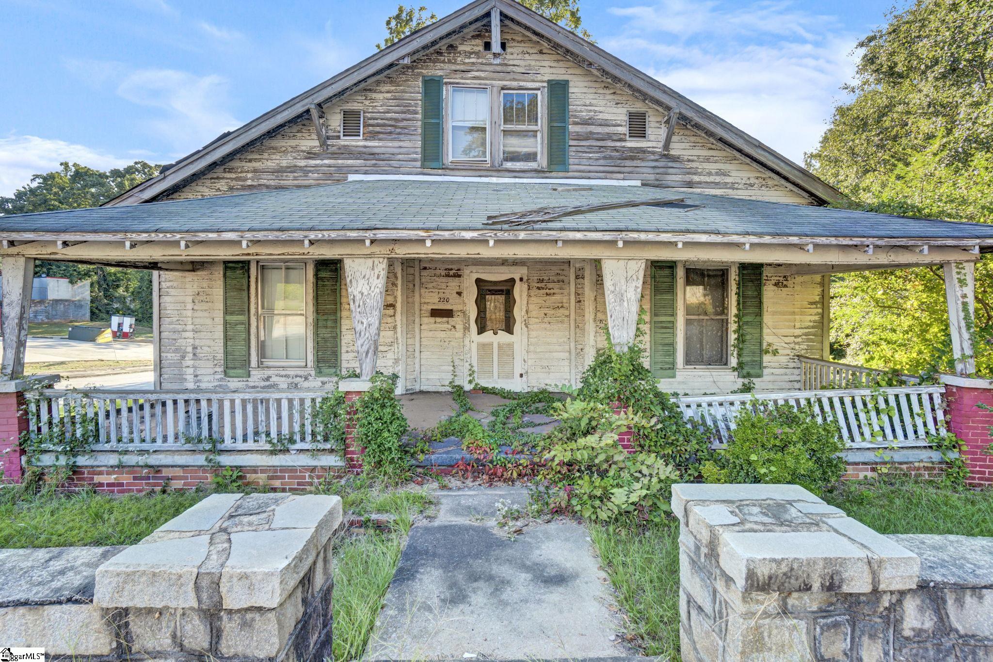 220 Hampton Avenue Pickens SC 29671