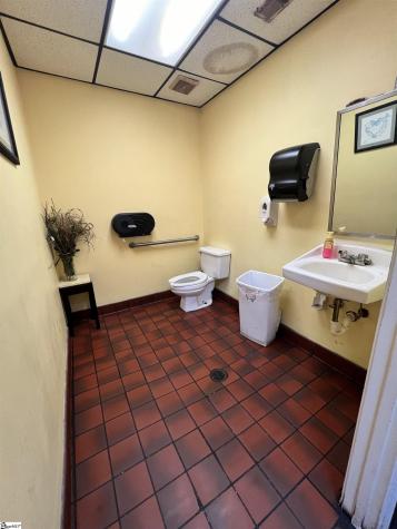 604 W. Greenwood Street Abbeville SC 29620