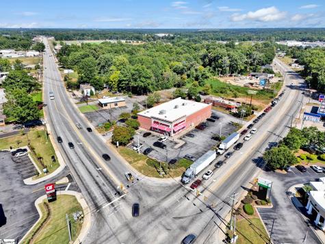 1310 72/221 East Highway Greenwood SC 29649