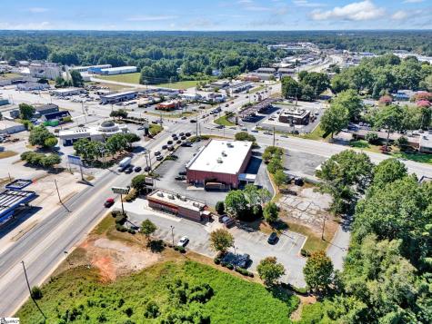 1310 72/221 East Highway Greenwood SC 29649
