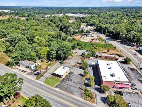 1310 72/221 East Highway Greenwood SC 29649