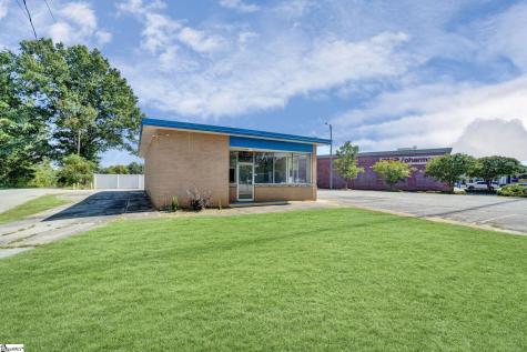 1310 72/221 East Highway Greenwood SC 29649