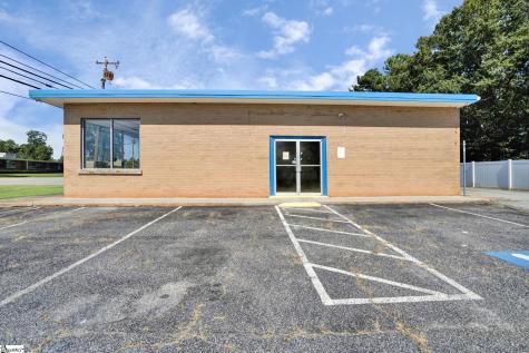 1310 72/221 East Highway Greenwood SC 29649