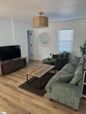 6 Brookside Circle Greenville SC 29609