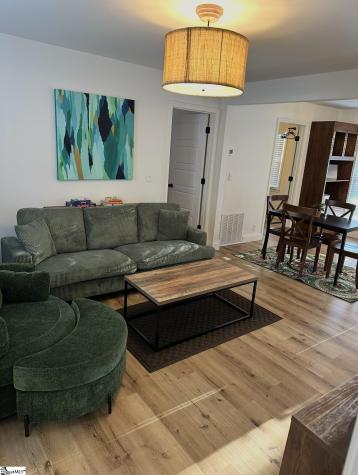 6 Brookside Circle Greenville SC 29609