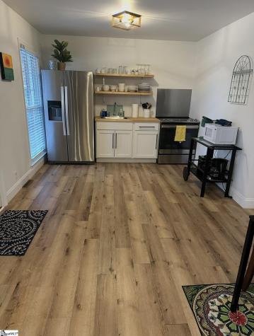 6 Brookside Circle Greenville SC 29609