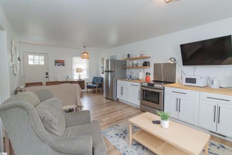 6 Brookside Circle Greenville SC 29609