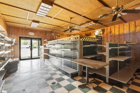 869 Poplar Street Clinton SC 29325