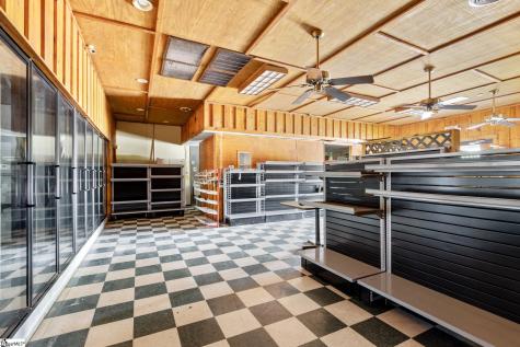 869 Poplar Street Clinton SC 29325