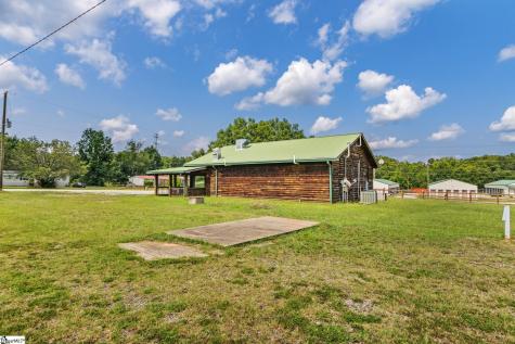 869 Poplar Street Clinton SC 29325
