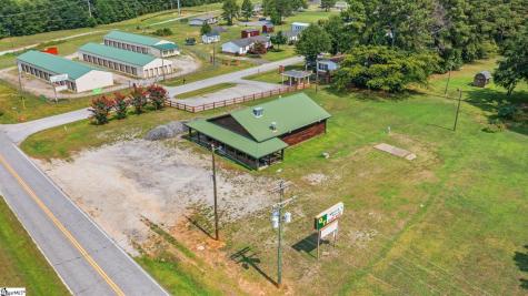 869 Poplar Street Clinton SC 29325