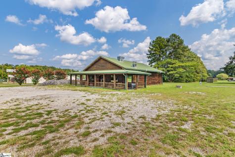869 Poplar Street Clinton SC 29325