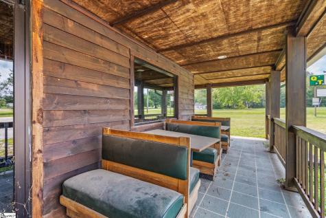869 Poplar Street Clinton SC 29325