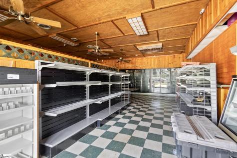 869 Poplar Street Clinton SC 29325