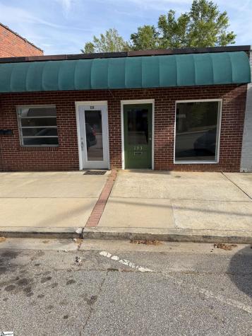 131/133 W Main Street Pickens SC 29671