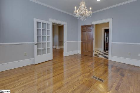 906 Augusta Street Greenville SC 29605
