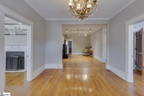 906 Augusta Street Greenville SC 29605