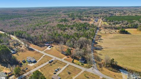 00 Apple Orchard Road Clinton SC 29325