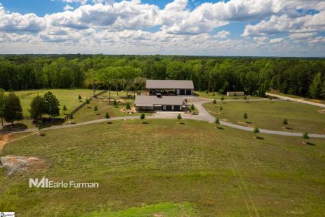 7483 252 Highway Honea Path SC 29654