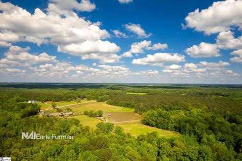 7483 252 Highway Honea Path SC 29654