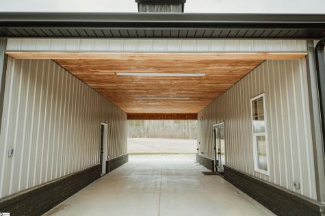7483 252 Highway Honea Path SC 29654