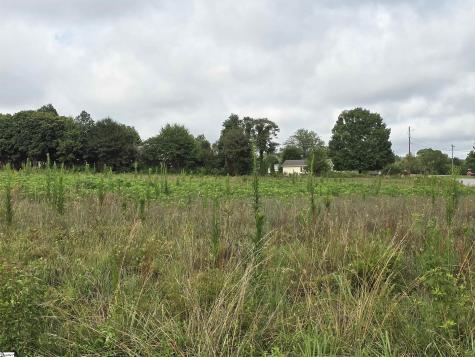 821 Farms Bridge Road Inman SC 29349